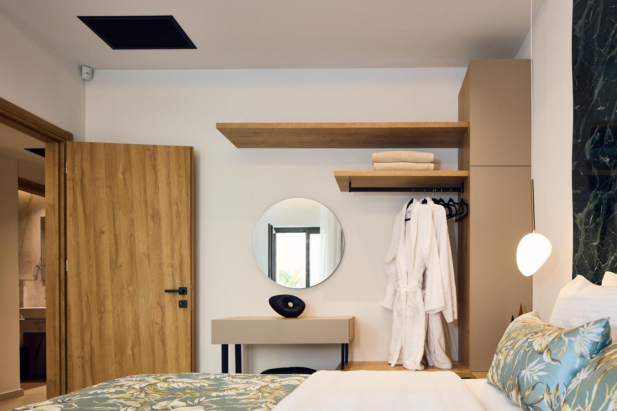 Grande Madonna Luxury Boutique Suites Rethymno  Room photo