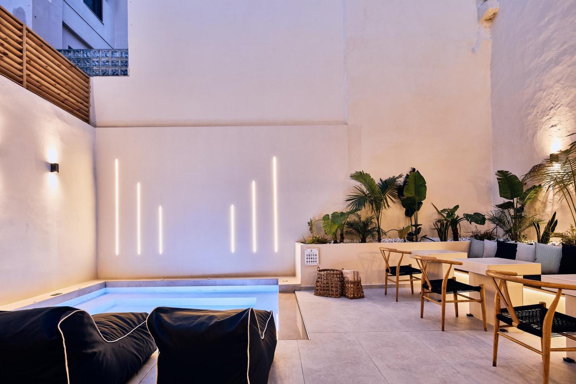 Grande Madonna Luxury Boutique Suites Rethymno  Exterior photo